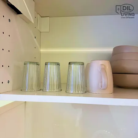 Modern - Zentral - Mit Küche - Self Check In Apartment